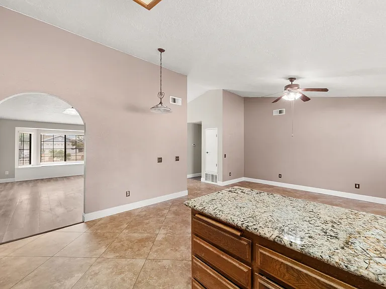 11462 Brackenfern Ct — Photo 8