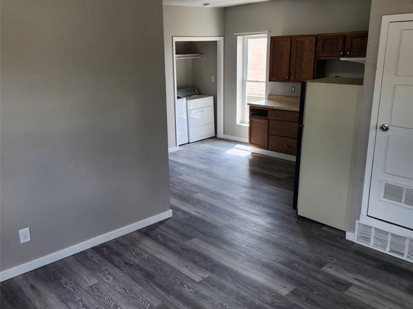 des-moines-iowa-251547434 picture