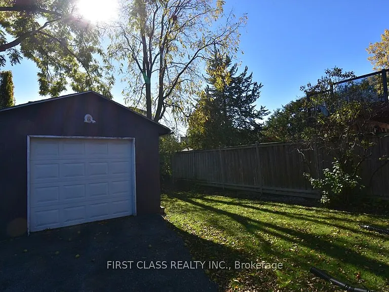 129 Felbrigg Ave — Photo 14