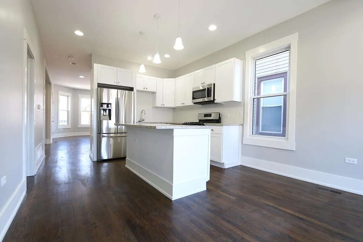 2 bed, 1600 sqft, $2,675 — Photo 4