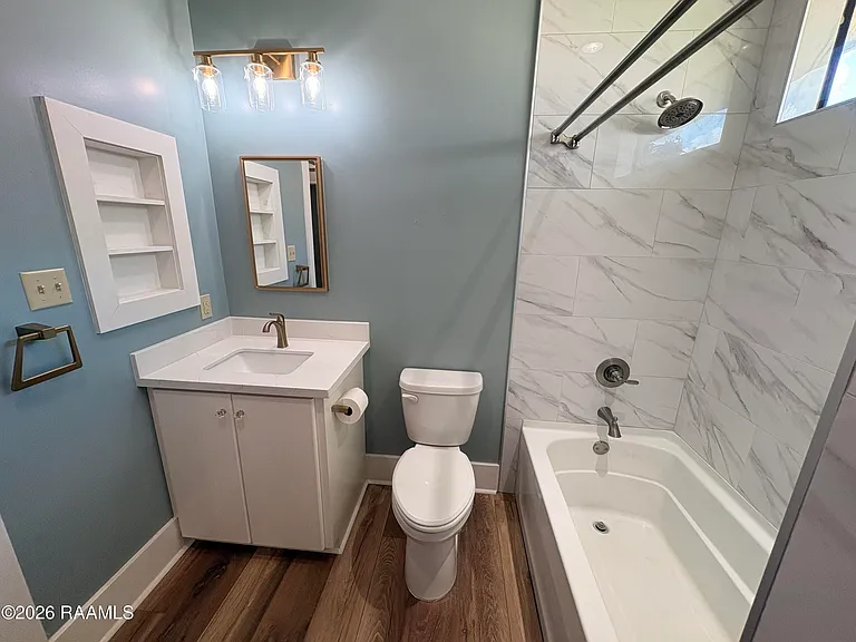 612 E Vermilion St #A — Photo 15