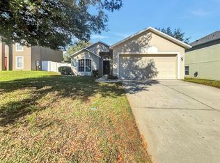 2230 Tealwood Cir, Tavares, FL 32778