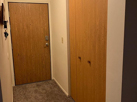 4th image of 1130 Beech St APT 121