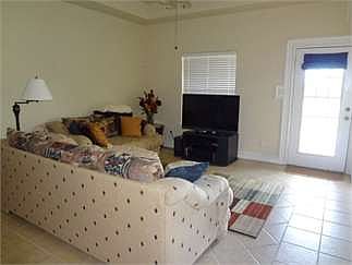 5th image of 1633 Sun Crest Dr