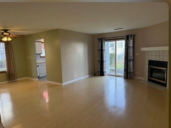 2nd image of 311 Sheffield Ct APT 1