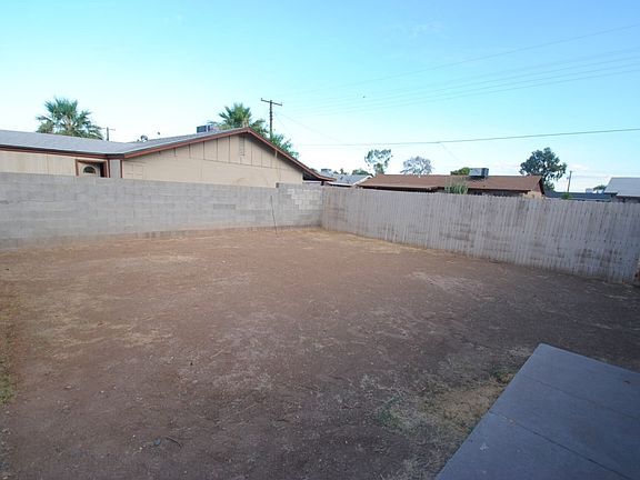 2nd image of 3530 W Morten Ave