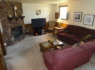 1110 Velsen Rd, Green Bay, WI 54313