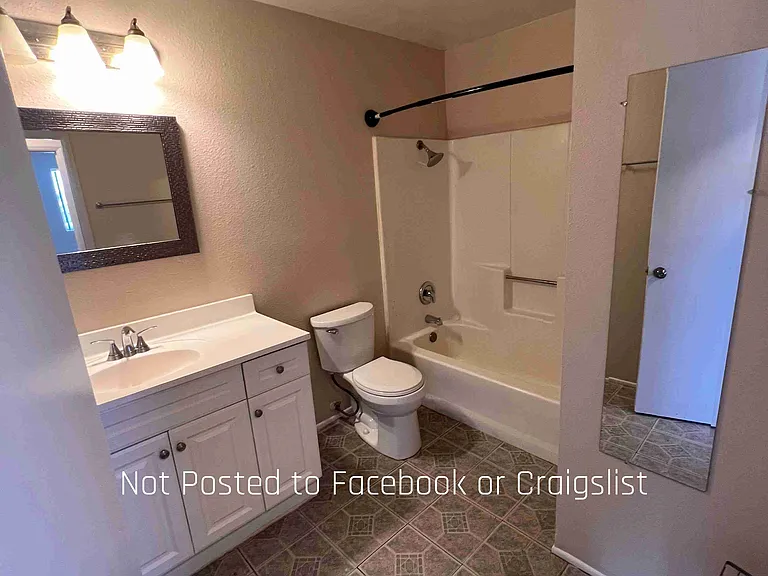 3639 44th St #5 — Photo 11
