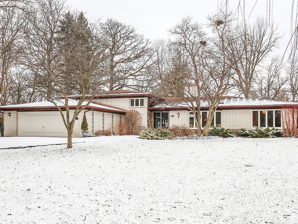 1st image of 2150 Linden Ln