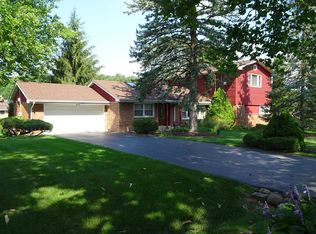 11700 S 83rd Ave, Palos Park, IL