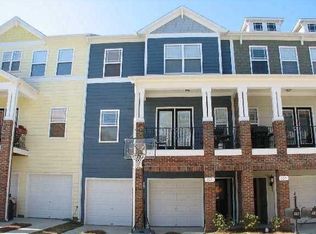 223 Broadgait Brae Rd, Cary, NC 27519