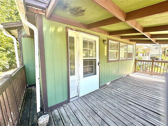 3rd image of 721 Ditman Ave