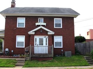 905 8th St NE, Massillon, OH 44646