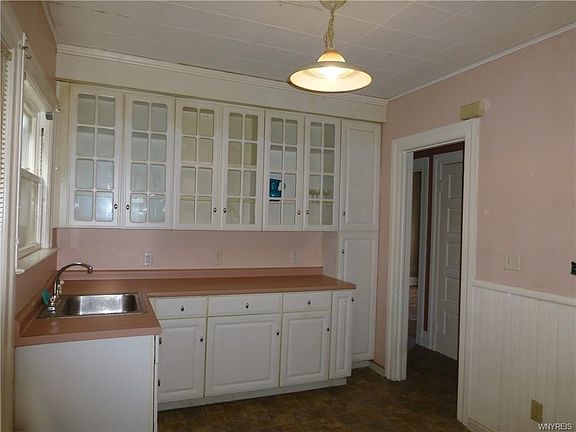 2nd image of 636 Chilton Ave