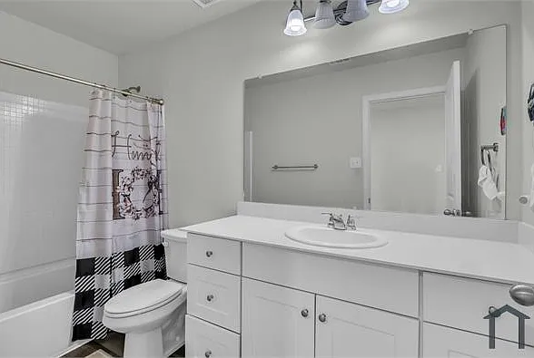 6102 Harrah Ln — Photo 17