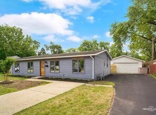 55 Longbeach Rd, Montgomery, IL 60538