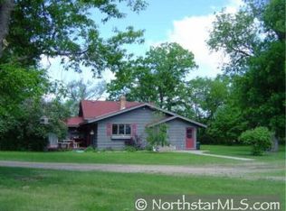 10700 Squaw Point Rd, Brainerd, MN 56401