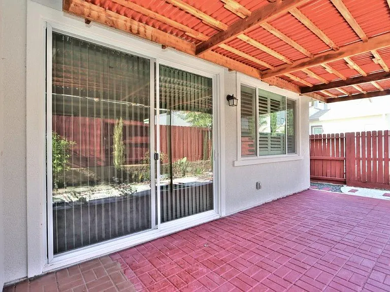 9049 Hourglass Cir — Photo 49