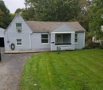 1140 Smithsonian Ave, Youngstown, OH, 44505