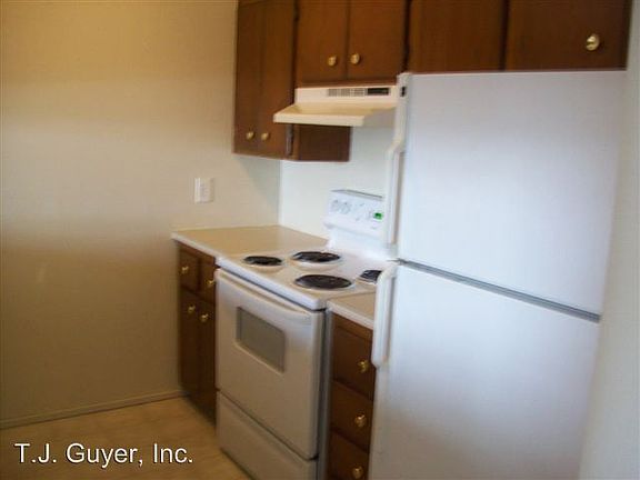 3rd image of 440 N Market Blvd APT 605