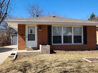 4255 N 87th St, Milwaukee, WI 53222