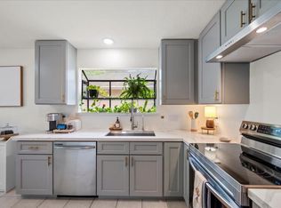 7752 High Village Dr, Houston, TX 77095
