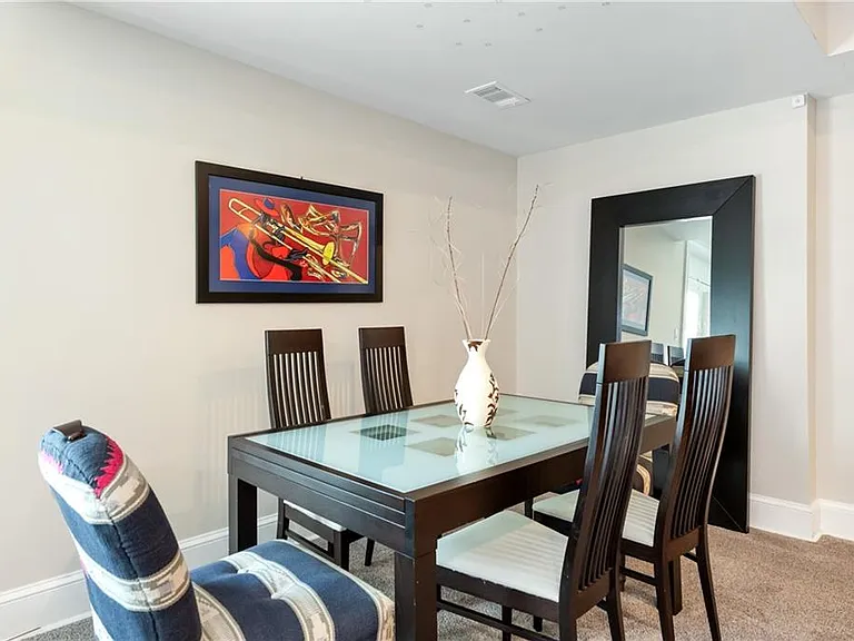 582 Charleston Ave SE — Photo 27