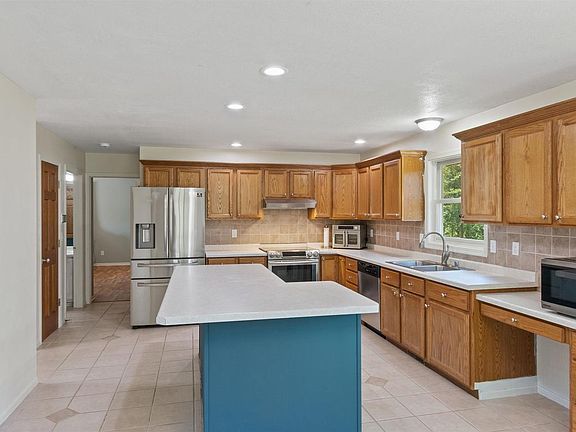5th image of 3320 RYANS WAY