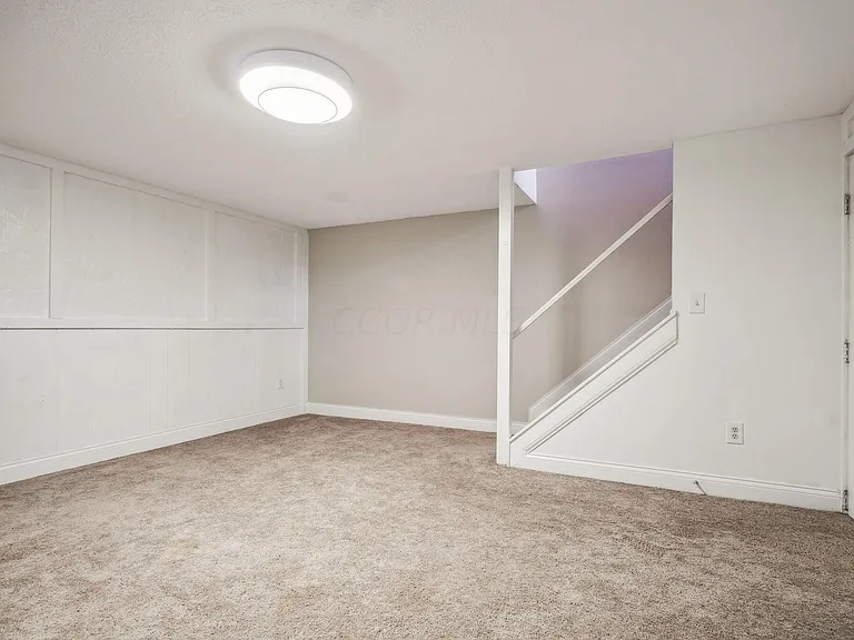7865 Meadowhaven Blvd — Photo 21