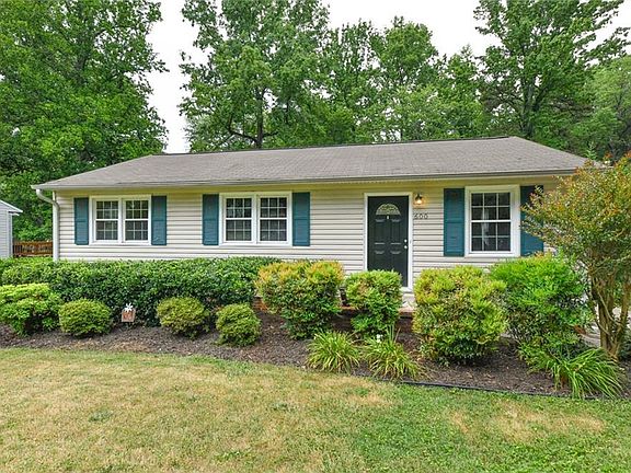 2nd image of 600 Crestwood Dr