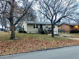 603 S Catalpa St, Savannah, MO 64485