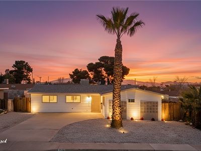 3012 Palm Springs Way, Las Vegas, NV, 89102