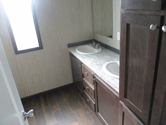 5th image of 289 Silver Peak Dr #269