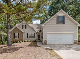 145 Cashew Ct, Covington, GA 30016
