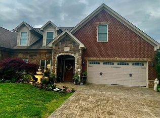 316 NW Lochmere Greene Dr, Morristown, TN 37814