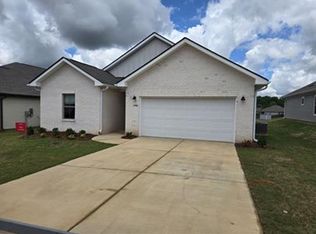 14480 Mountain Stream Dr, Athens, AL 35613