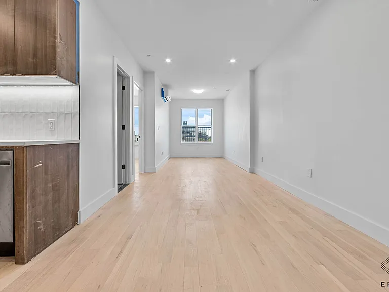 1193 Nostrand Ave #3B — Photo 2