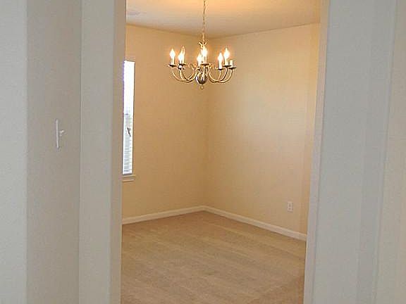  GOURGEOUS ARCH ENTRY INTO FORMAL DINING
