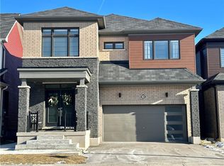 28 Malcolm Cres, Haldimand County, ON N3W0C8