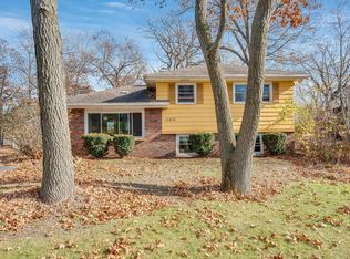 11451 8th Ave, Pleasant Prairie, WI 53158