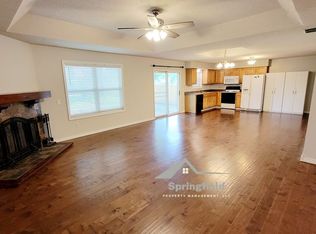 4606 S Ridgeview Ave, Battlefield, MO 65619