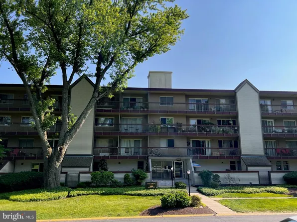 7400 Lakeview Dr #N203, Bethesda, MD 20817