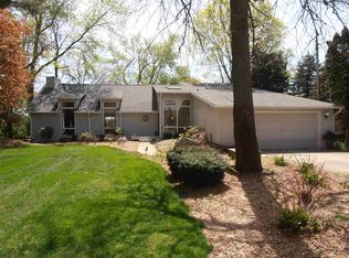 12662 Jefferson E, Granger, IN 46545