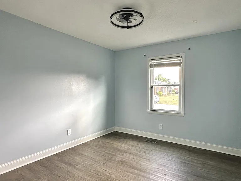 1859 Windlock Dr — Photo 10