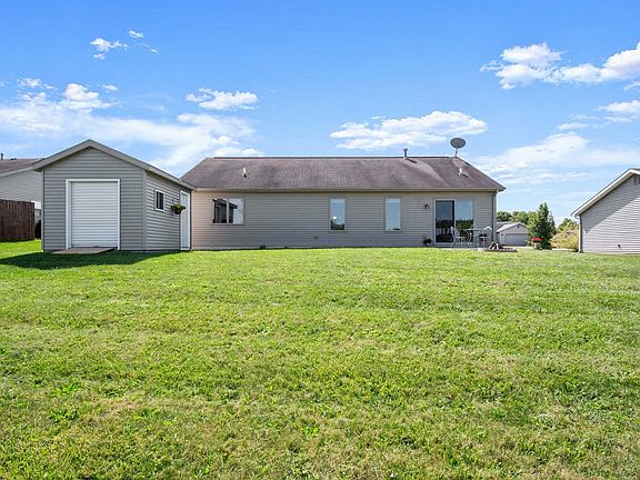5th image of 1413 E Louise Dr