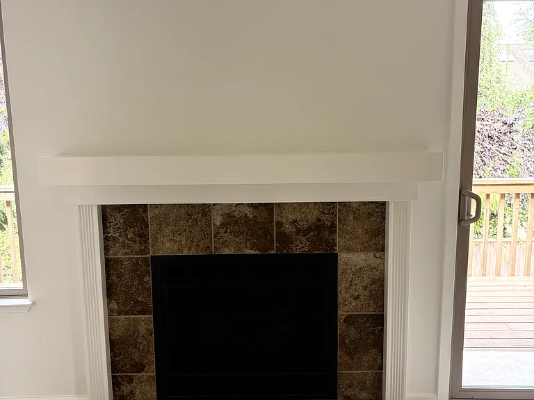 Fireplace in Livingroom