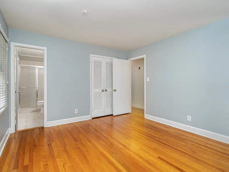6529 Idlebrook Dr — Photo 34