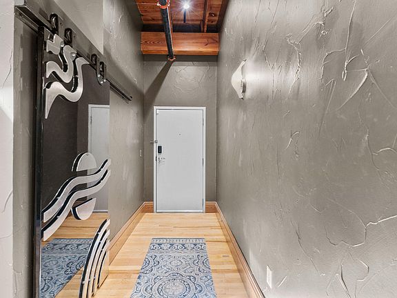 3rd image of 509 W Olive Street #201