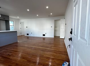153 4th Ave APT 3, Paterson, NJ 07524
