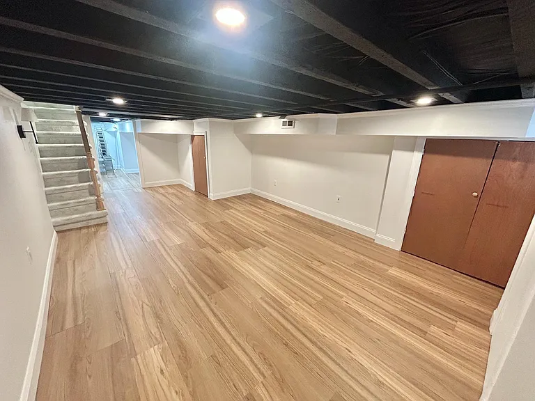 2545 Ellsworth St — Photo 14